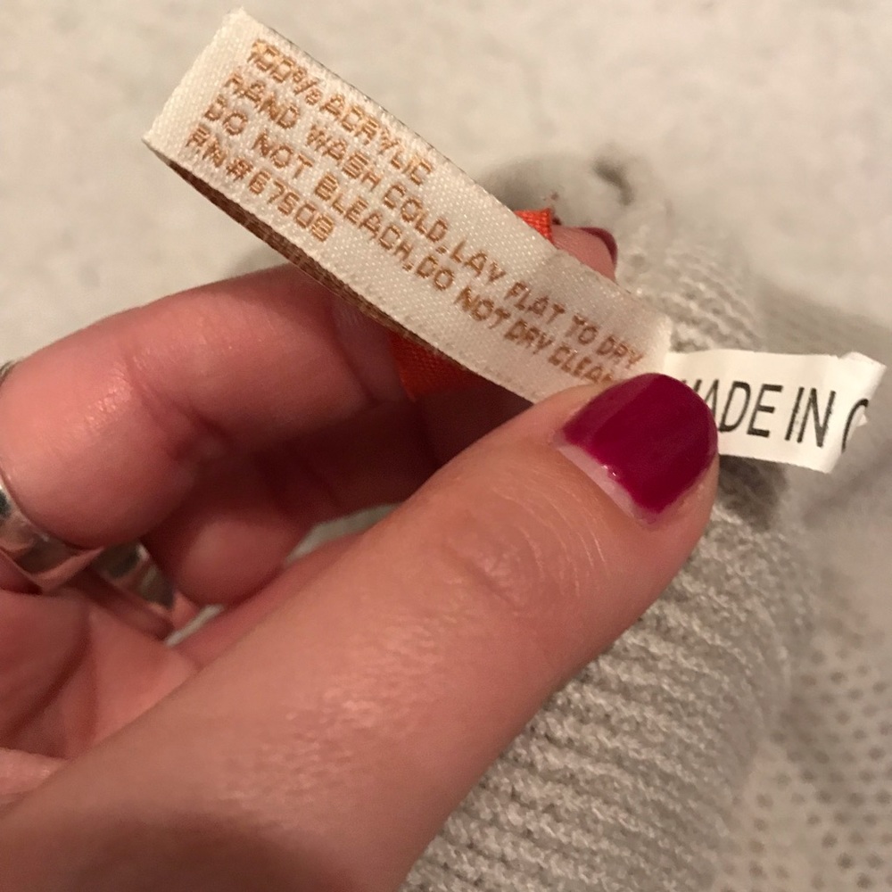 Light Gray Netted Weave Infinity Scarf - image 4